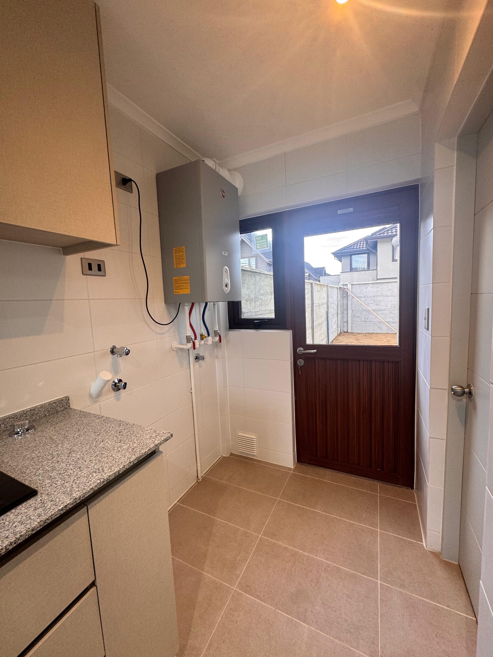 NO DISPONIBLE 🚫CASA EN ARRIENDO 3D+3B🏡SAN ANDRES DEL VALLE ! TALCAHUANO $1.200.000 - Image 2