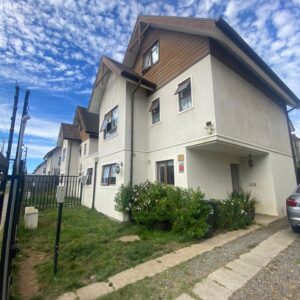 EXCLUSIVA Y CÓMODA CASA EN LOMAS SAN SEBASTIÁN