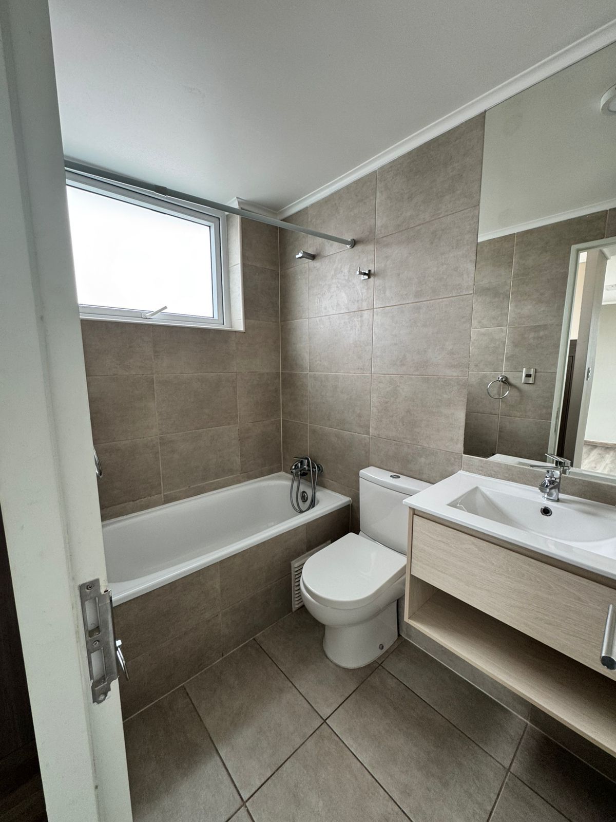 WhatsApp-Image-2026-01-05-at-10.55.49-PM-3